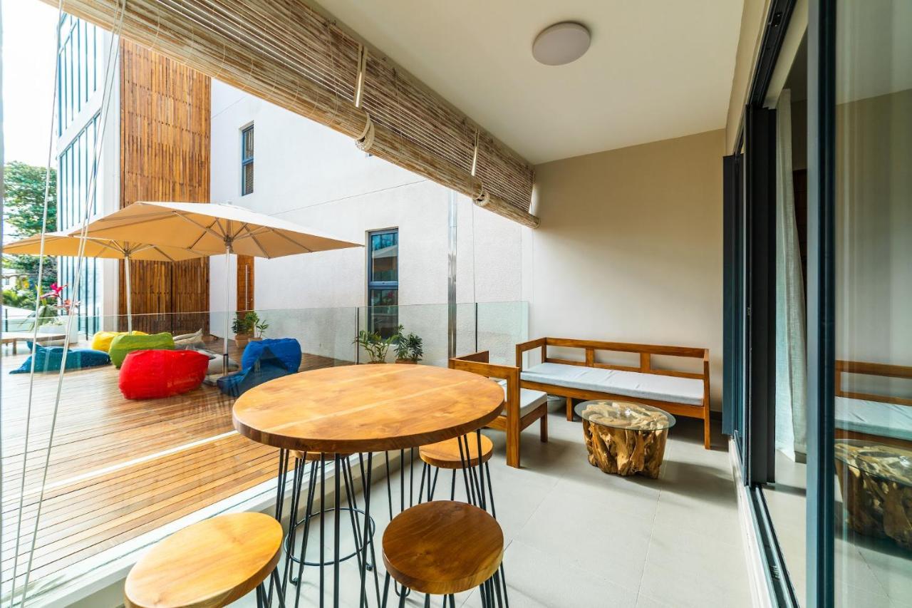 One Bay Residence Modern Contemporary Apartment Flat 4 Гран-Бе Екстер'єр фото